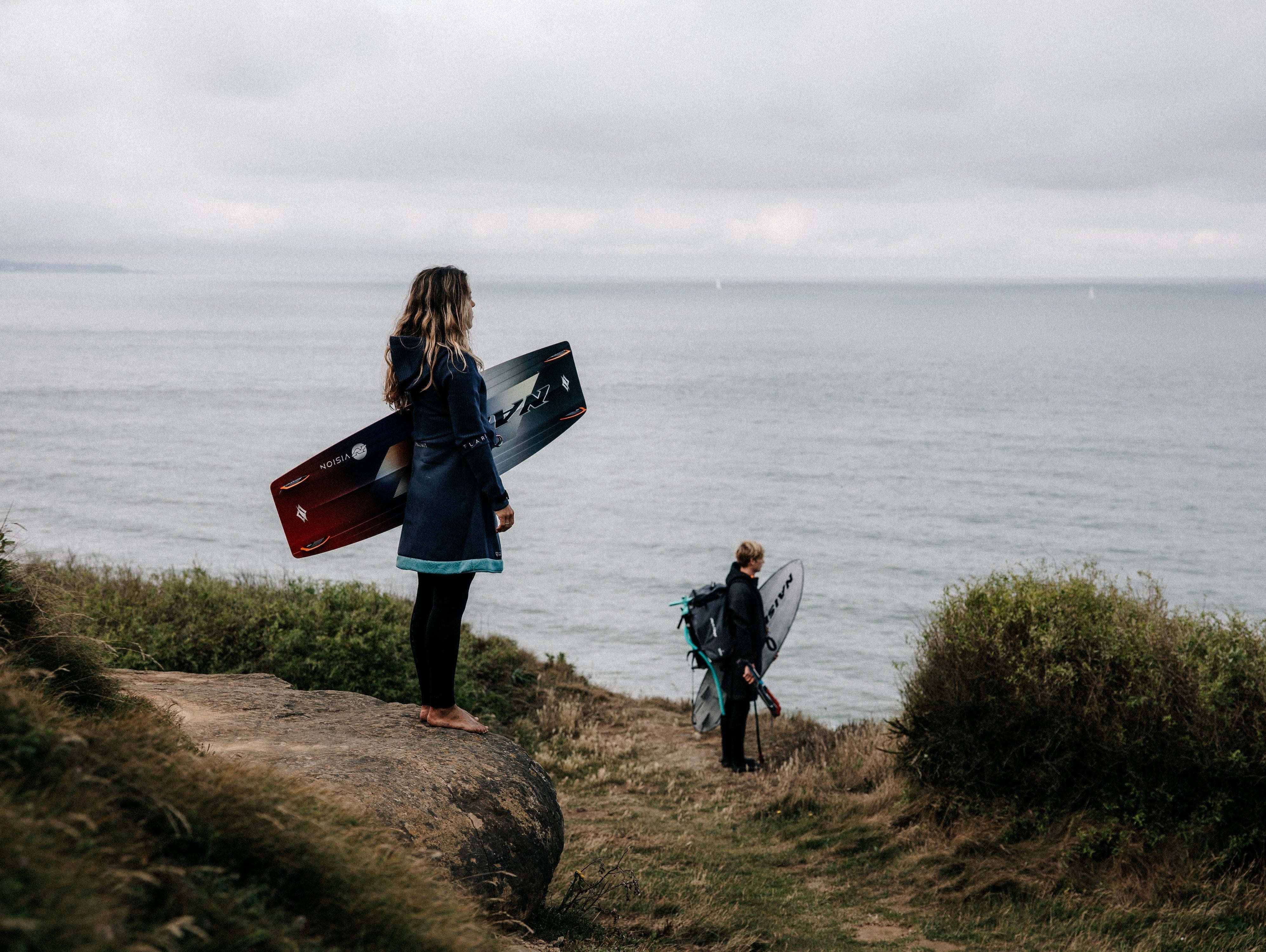 How to Layer for Cold Water Sessions: Wetsuits and Accessories That Work Together