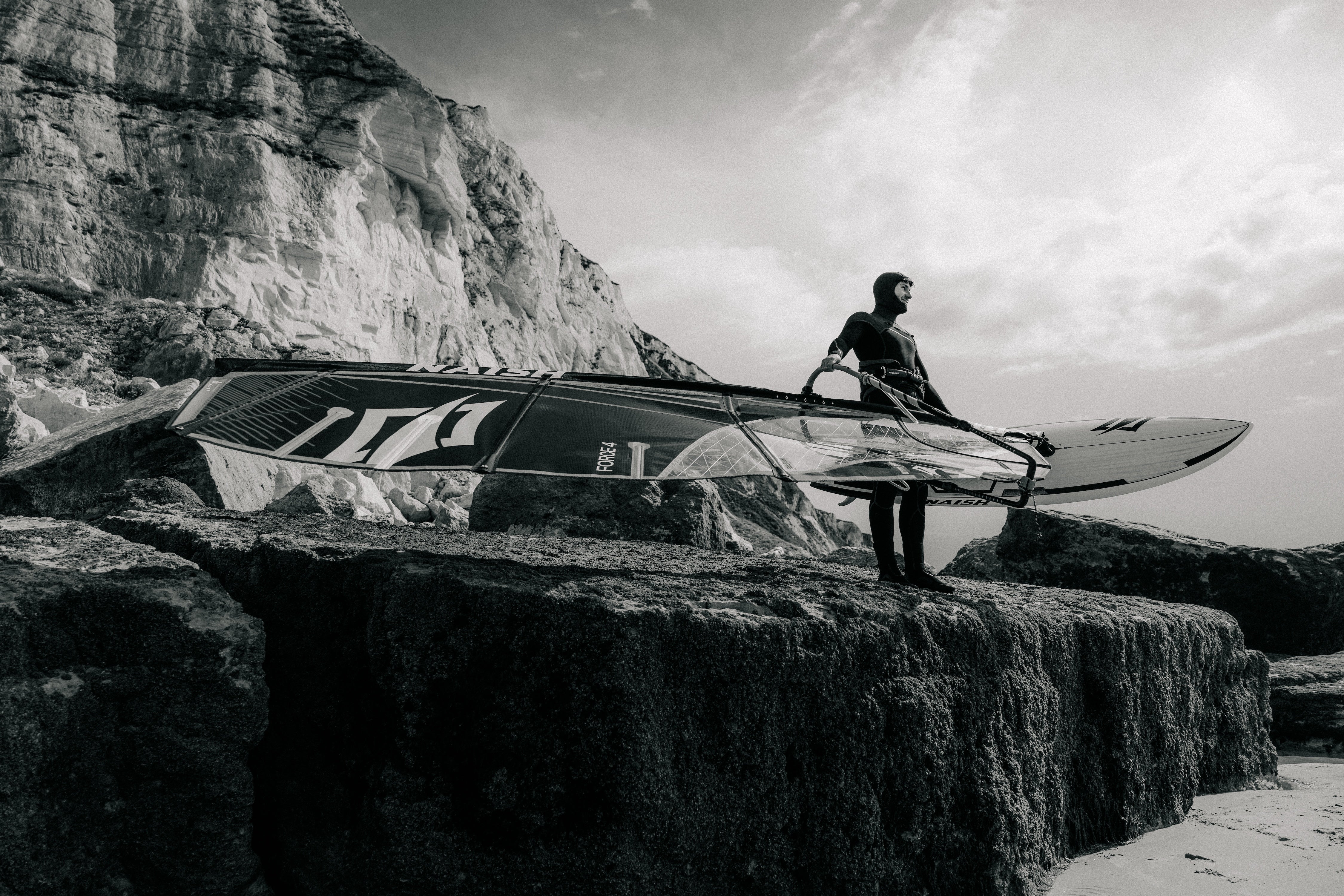 Cold-Water Wetsuits: Construction, Materials and Performance